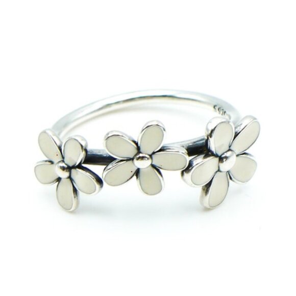 Pandora Darling Daisy Ring - Picture 3 of 3